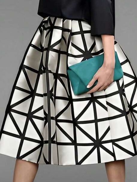 Geometric Pattern Satin Skirt