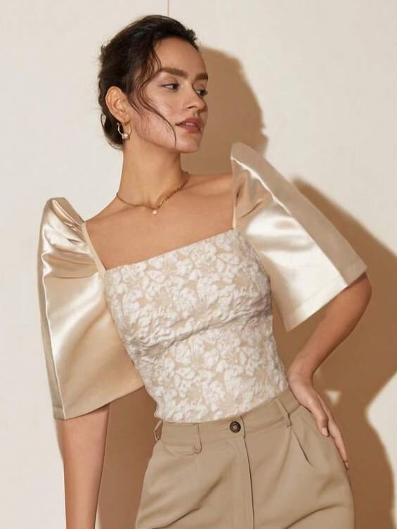 Jacquard Satin Puffed Sleeves Top